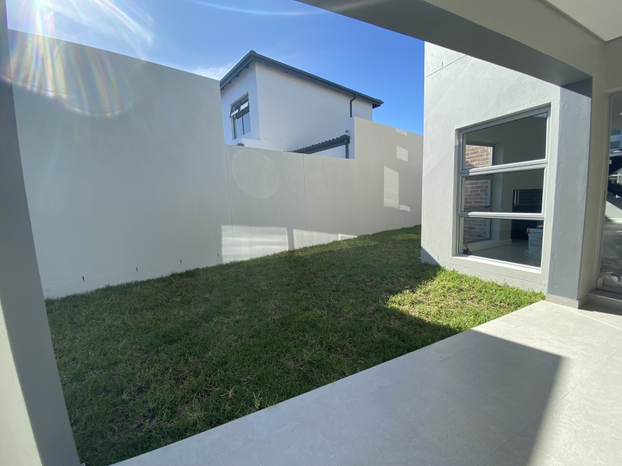 4 Bedroom Property for Sale in Sandown Western Cape